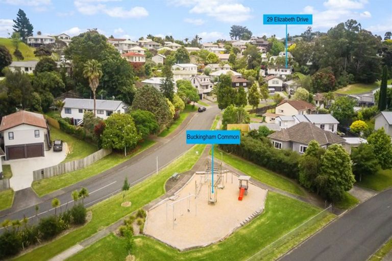 Photo of property in 29 Elizabeth Drive, West Harbour, Auckland, 0618