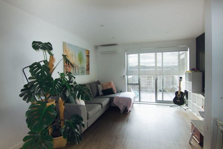 Photo of property in 16/31u Princess Terrace, Newtown, Wellington, 6021