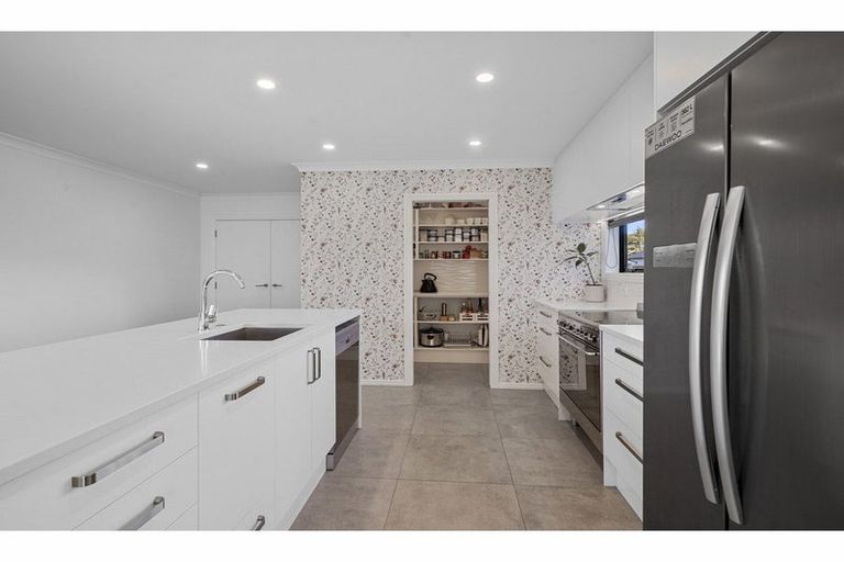 Photo of property in 7 Clonbunny Close, Rolleston, 7614