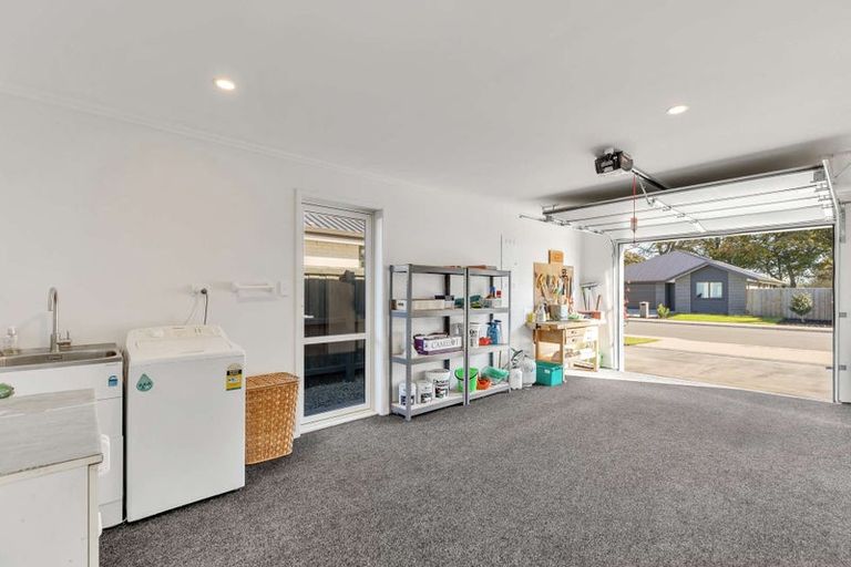 Photo of property in 6 Crossley Avenue, Woodend, 7610