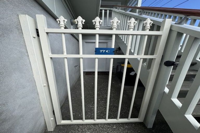 Photo of property in 77 Brougham Street, Mount Victoria, Wellington, 6011