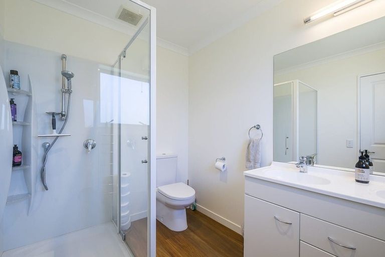 Photo of property in 14 Petrel Close, Paraparaumu Beach, Paraparaumu, 5032