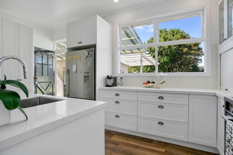 Photo of property in 85 Williams Street, Cambridge, 3434