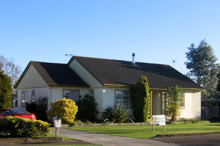Photo of property in 2 Savage Crescent, West End, Palmerston North, 4412