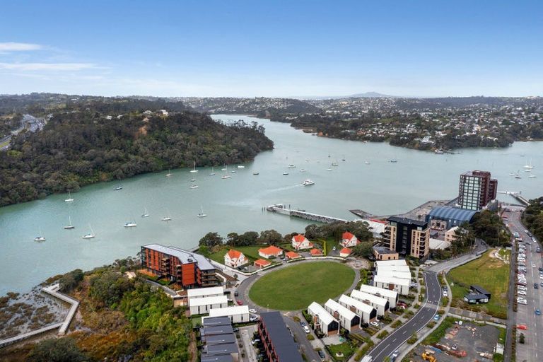 Photo of property in 302/12 Marlborough Crescent, Hobsonville, Auckland, 0616