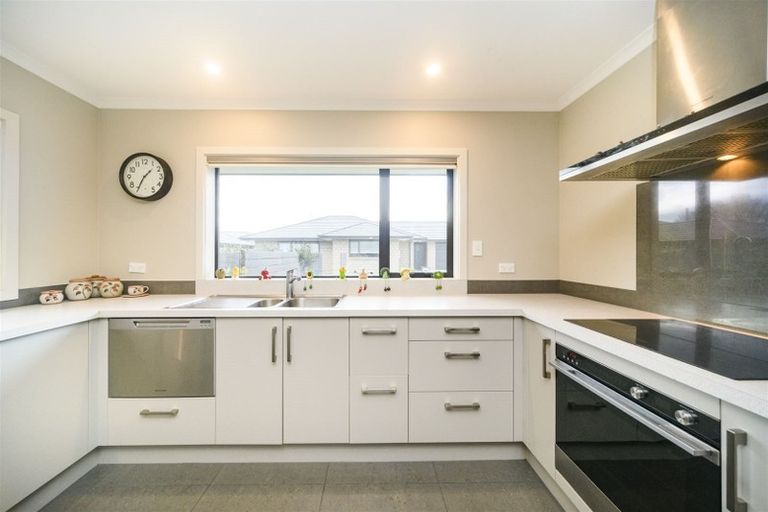 Photo of property in 2/2 Church Street, Terrace End, Palmerston North, 4410