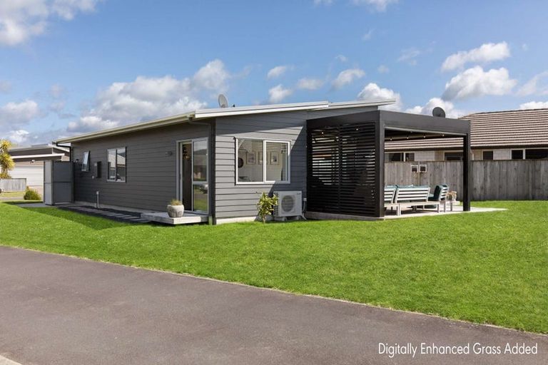Photo of property in 16 Reel Road, Athenree, Waihi Beach, 3611