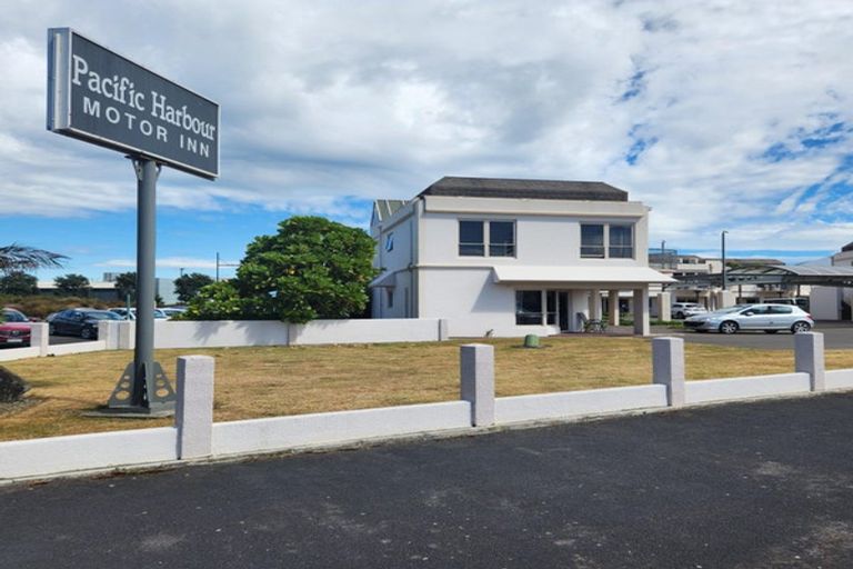 Photo of property in 28/24 Reads Quay, Gisborne, 4010