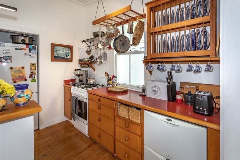 Photo of property in 137 Karaka Road, Thames, 3500