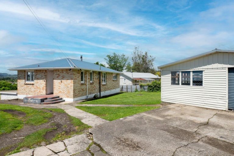 Photo of property in 1 Leslie Avenue, Western Heights, Rotorua, 3015