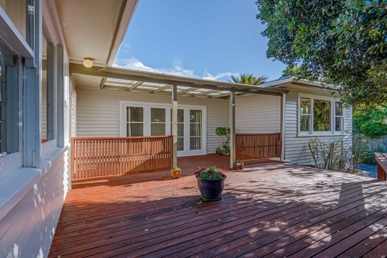 Photo of property in 4 Williams Terrace, Fitzherbert, Palmerston North, 4410