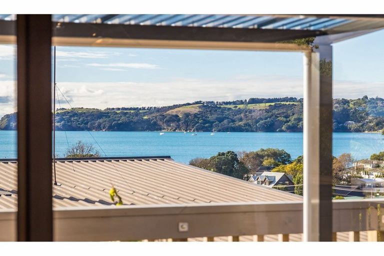 Photo of property in 47 Layton Road, Manly, Whangaparaoa, 0930