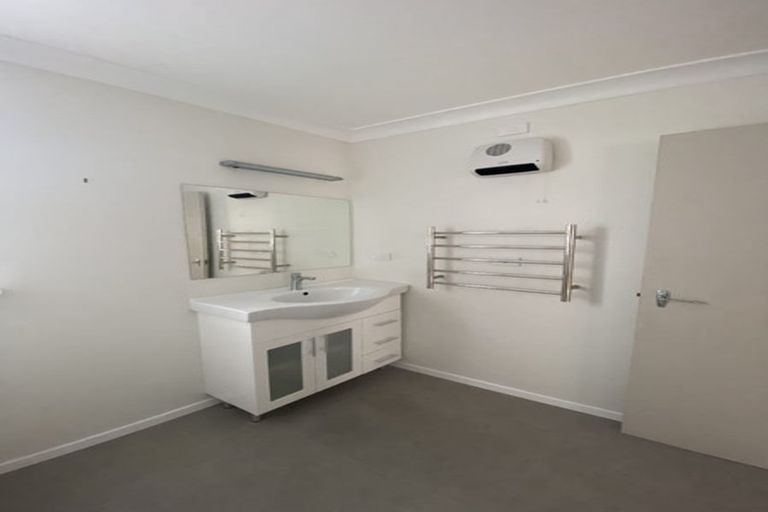 Photo of property in 36 Durham Street, Levin, 5510