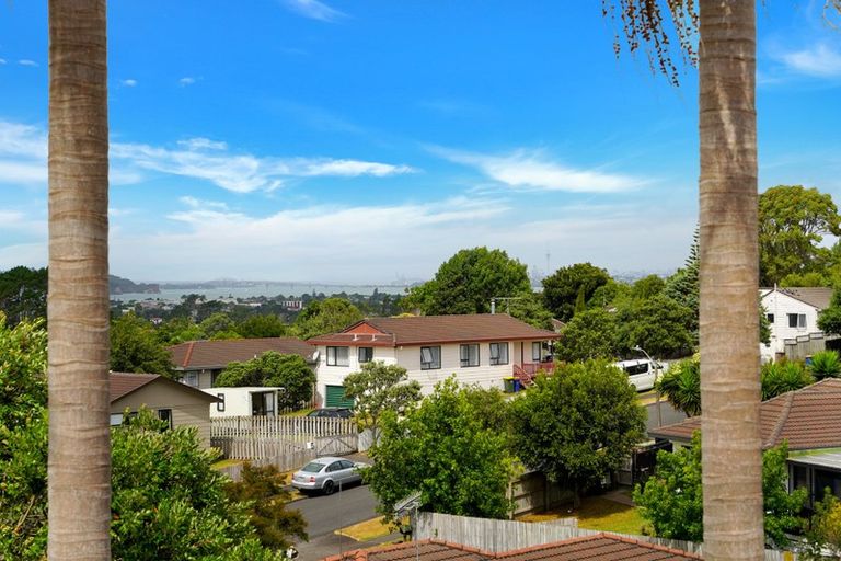 Photo of property in 14 Ebony Place, Massey, Auckland, 0614