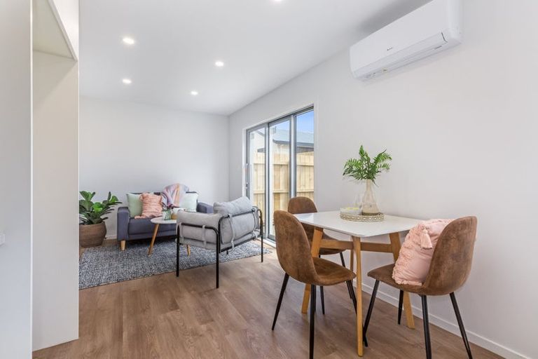 Photo of property in 12 Mana Avenue, Titahi Bay, Porirua, 5022