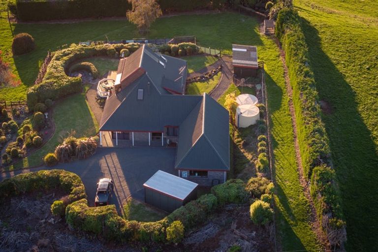 Photo of property in 187 Maungatawhiri Road, Raglan, 3295