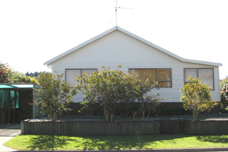 Photo of property in 3b Dorothy Drive, Acacia Bay, Taupo, 3330