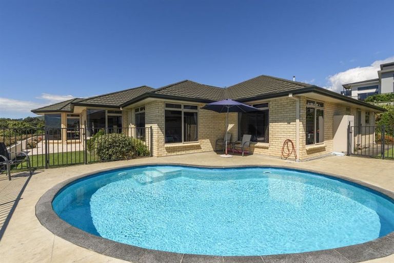 Photo of property in 109r Waikite Road, Welcome Bay, Tauranga, 3175
