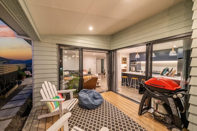 Photo of property in 6 Schooner Drive, Whitby, Porirua, 5024