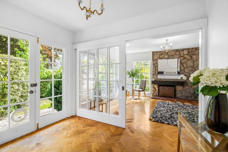 Photo of property in 2/3 Tuirau Place, Ilam, Christchurch, 8041