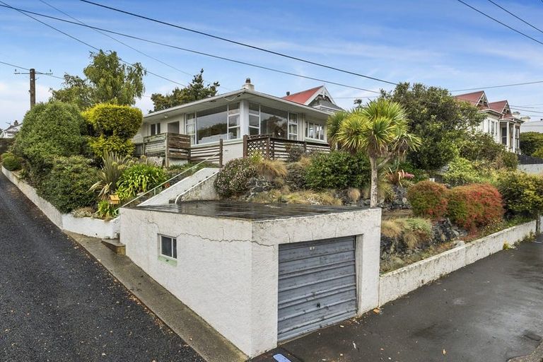 Photo of property in 369 South Road, Caversham, Dunedin, 9012