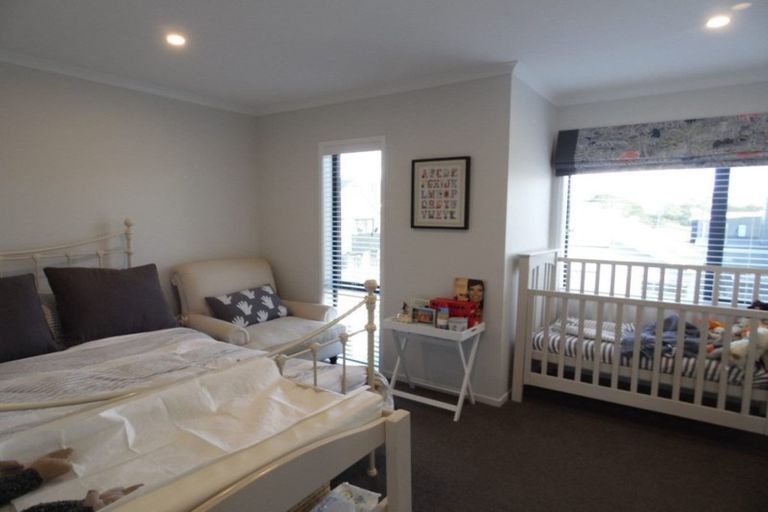 Photo of property in 27 Onekiritea Road, Hobsonville, Auckland, 0616