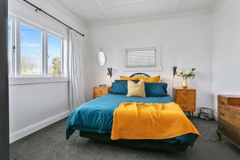 Photo of property in 70 Leith Street, Te Awamutu, 3800