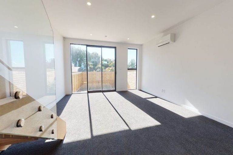 Photo of property in 10/80u Seatoun Heights Road, Seatoun, Wellington, 6022