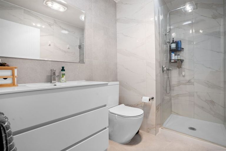 Photo of property in 10 Karoro Road, Flat Bush, Auckland, 2019