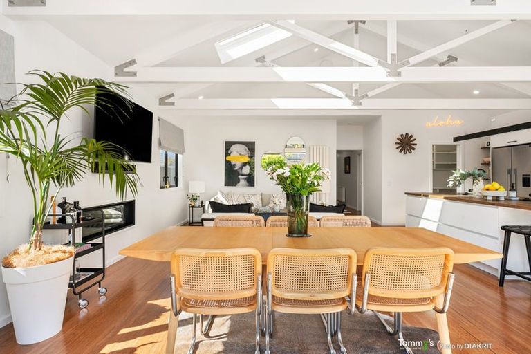 Photo of property in 21 Nottingham Street, Karori, Wellington, 6012