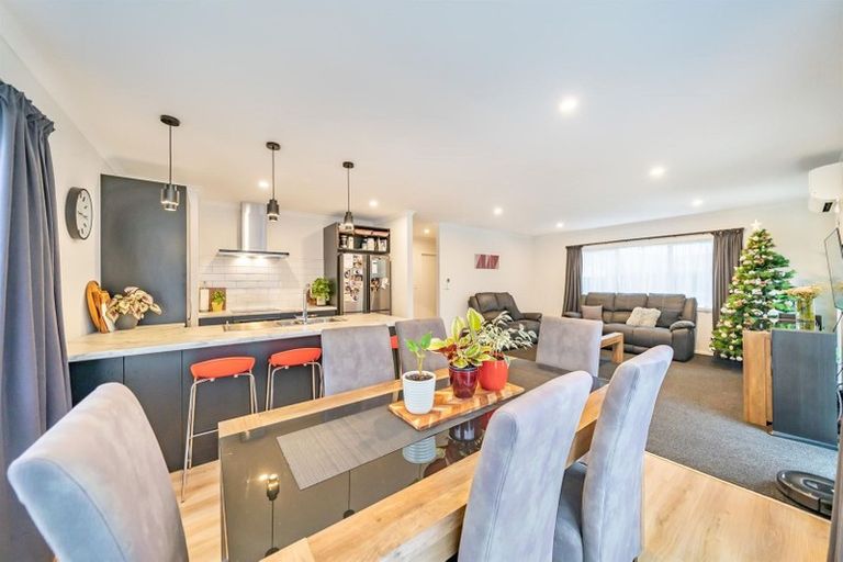 Photo of property in 9 Jack Vaughan Grove, Wainuiomata, Lower Hutt, 5014