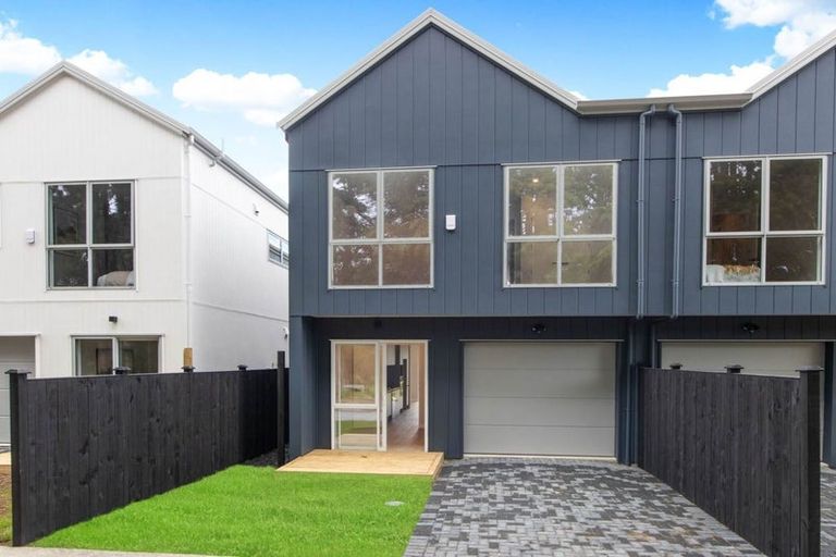 Photo of property in 23 Yellow Pear Lane, Karaka, 2578