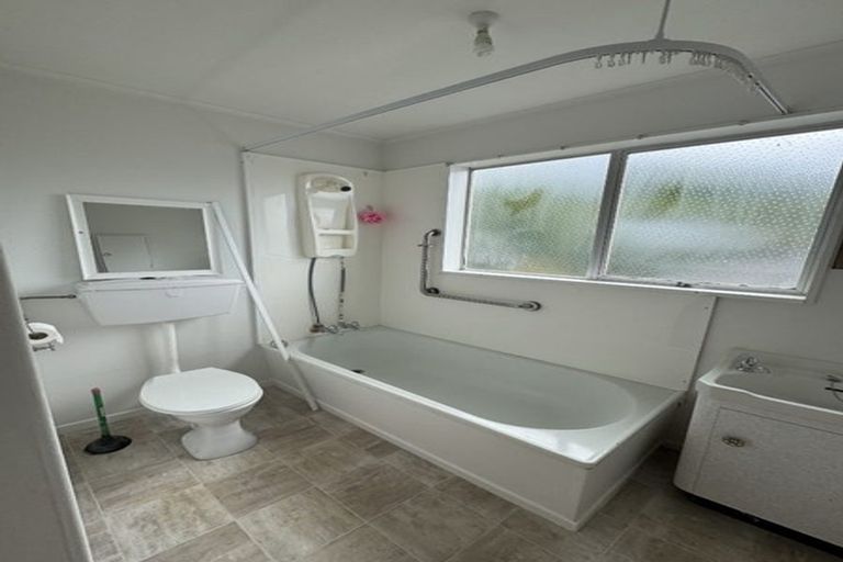 Photo of property in 5 Sita Way, Broadmeadows, Wellington, 6035