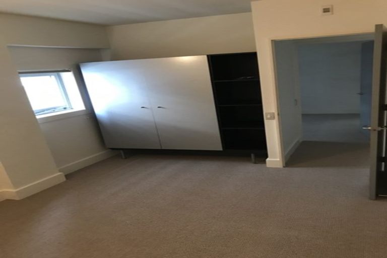 Photo of property in St Pauls Apartments, 111/43u Mulgrave Street, Thorndon, Wellington, 6011