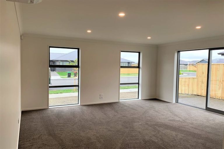 Photo of property in 71 Macphail Avenue, Rangiora, 7400