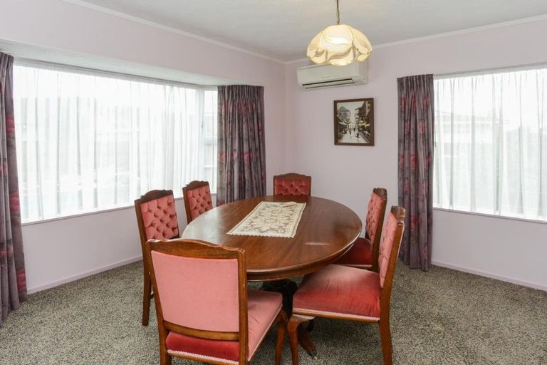 Photo of property in 46b Hetley Crescent, Taradale, Napier, 4112