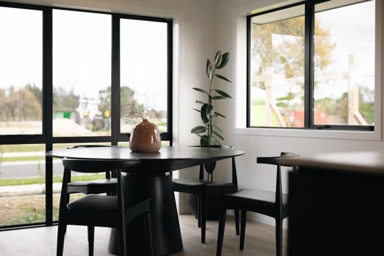 Photo of property in 13 One Haruru Street, Cambridge, 3493