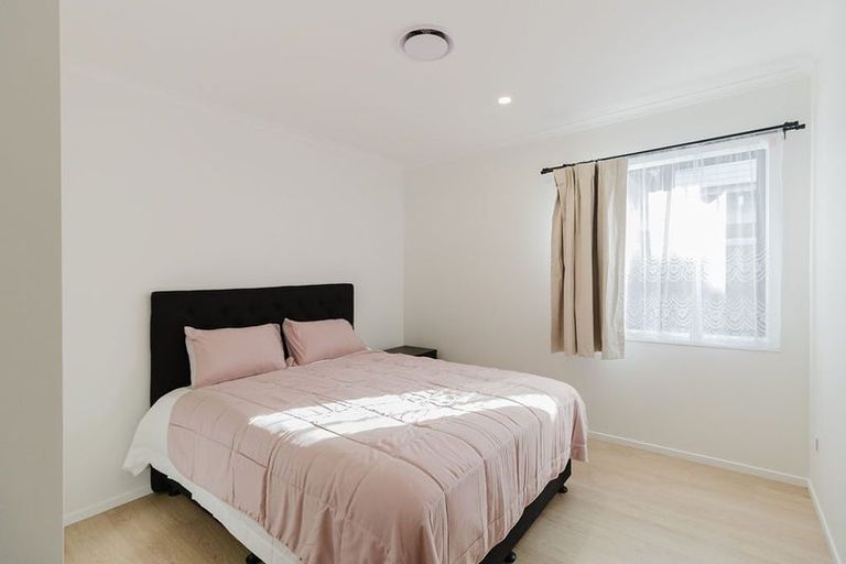 Photo of property in 53 Rochdale Drive, Churton Park, Wellington, 6037