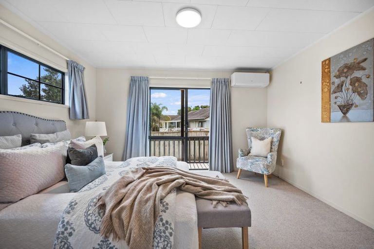 Photo of property in 79 Santiago Crescent, Unsworth Heights, Auckland, 0632