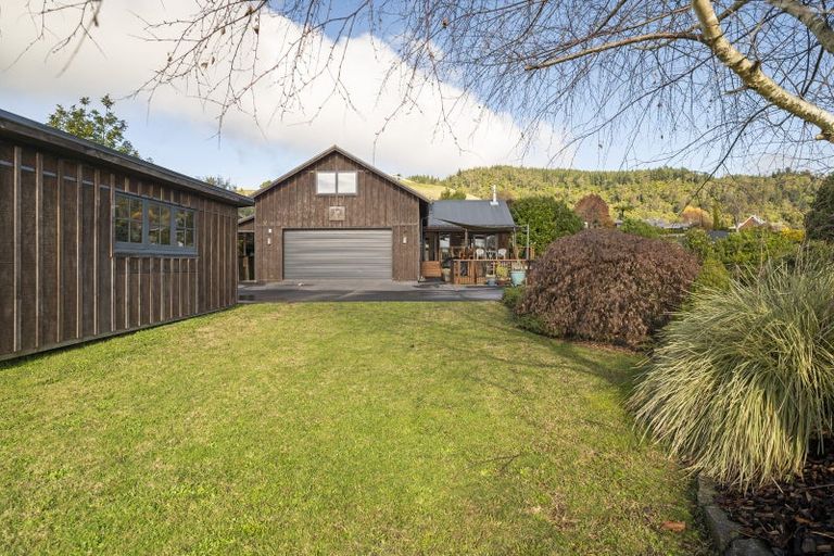 Photo of property in 97 Iles Road, Lynmore, Rotorua, 3010