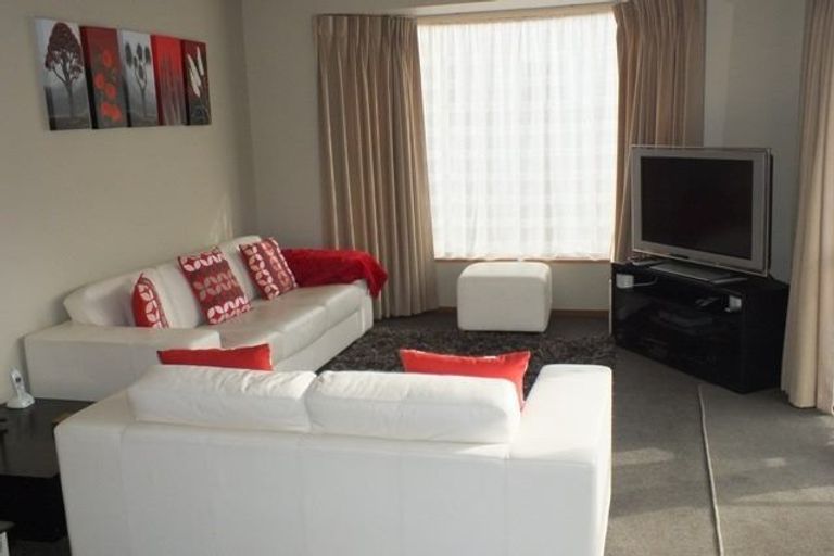 Photo of property in 66 Martin Avenue, Beckenham, Christchurch, 8023