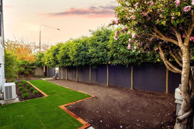 Photo of property in 65 Idris Road, Fendalton, Christchurch, 8052