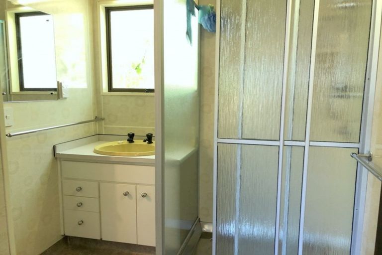 Photo of property in 1b Monarch Grove, Pauanui, Hikuai, 3579