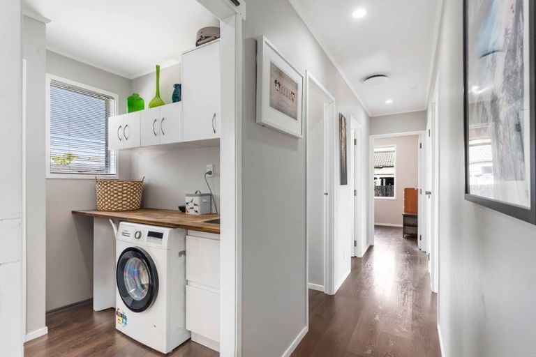 Photo of property in 49 Boundary Road, Opaheke, Papakura, 2113
