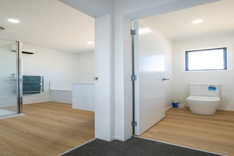 Photo of property in 2/14 Nathan Street, Tawa, Wellington, 5028
