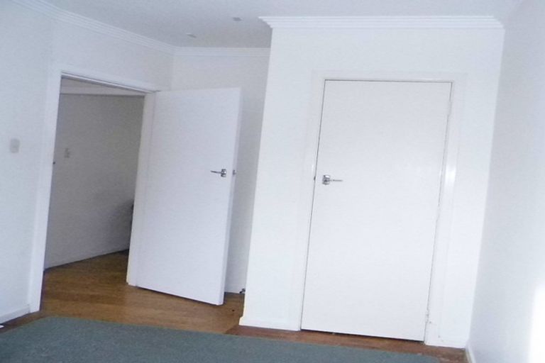 Photo of property in 572f1- Fergusson Drive, Trentham, Upper Hutt, 5018