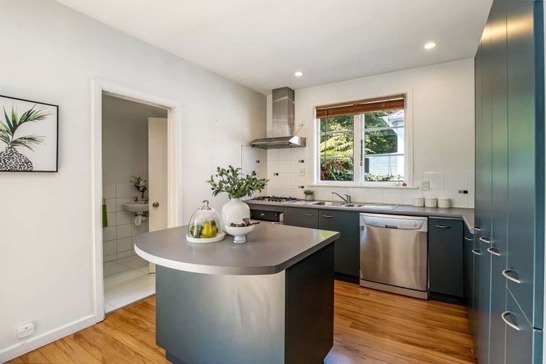 Photo of property in 54 Forfar Street, St Albans, Christchurch, 8014