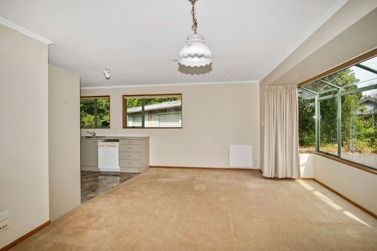 Photo of property in 37 Kew Road, Westport, 7825