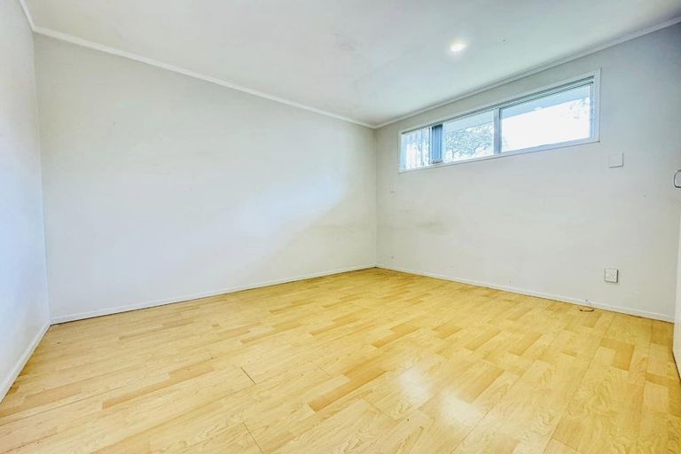 Photo of property in 26 Clyma Place, Massey, Auckland, 0614