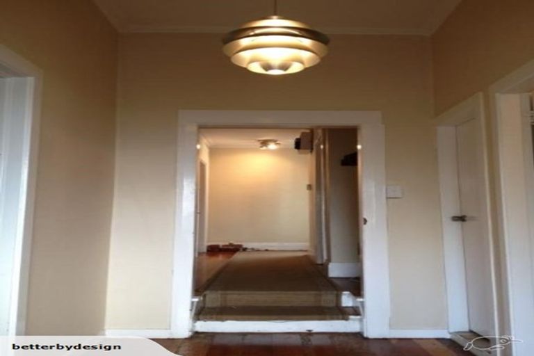 Photo of property in 27a Tanera Crescent, Brooklyn, Wellington, 6021